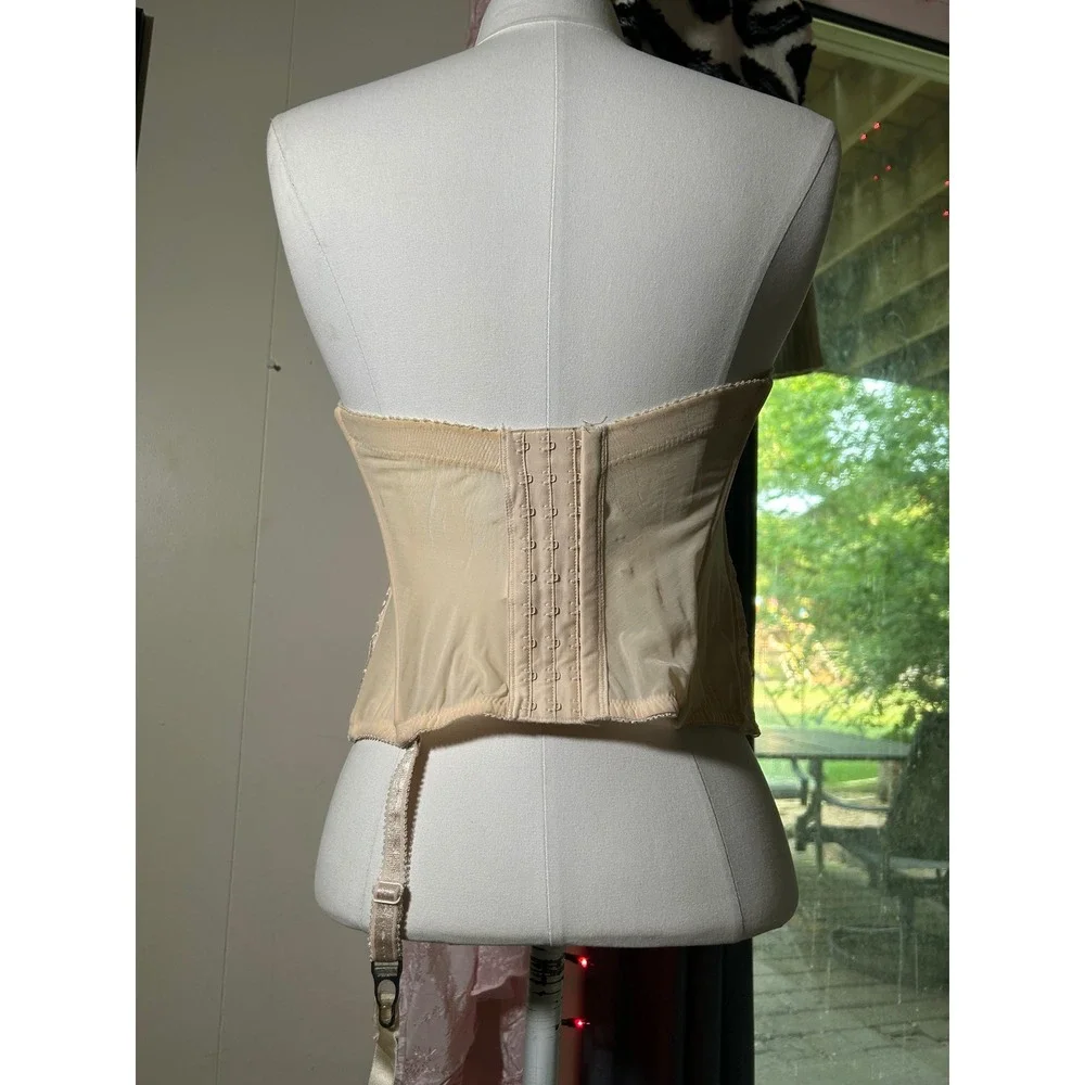 Vintage Victoria's Secret Floral Embroidered Mesh Bustier Corset 34B Romantic
